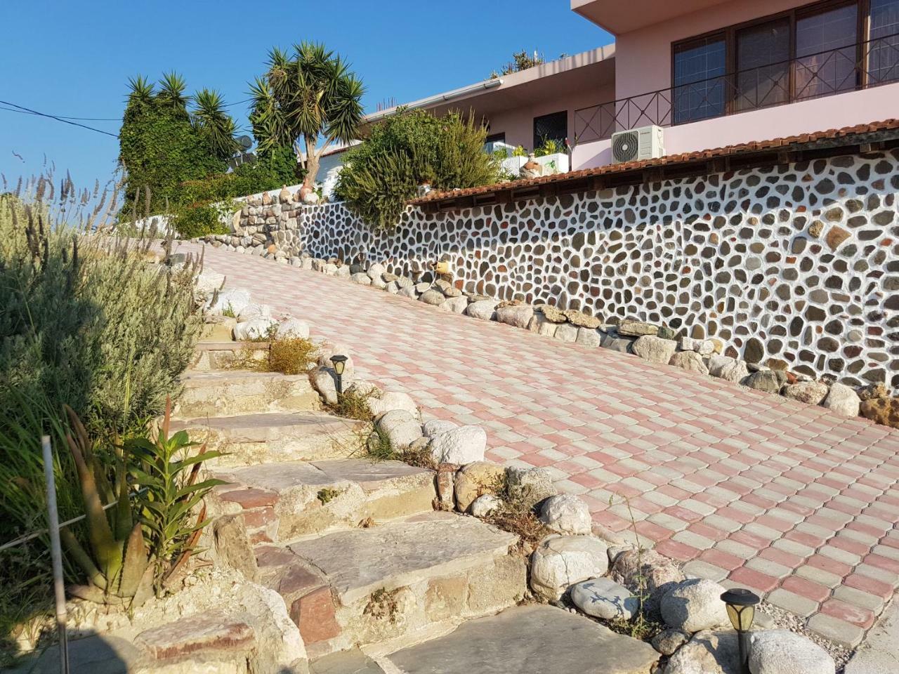 Kalavárda Melina'S Apartments מראה חיצוני תמונה